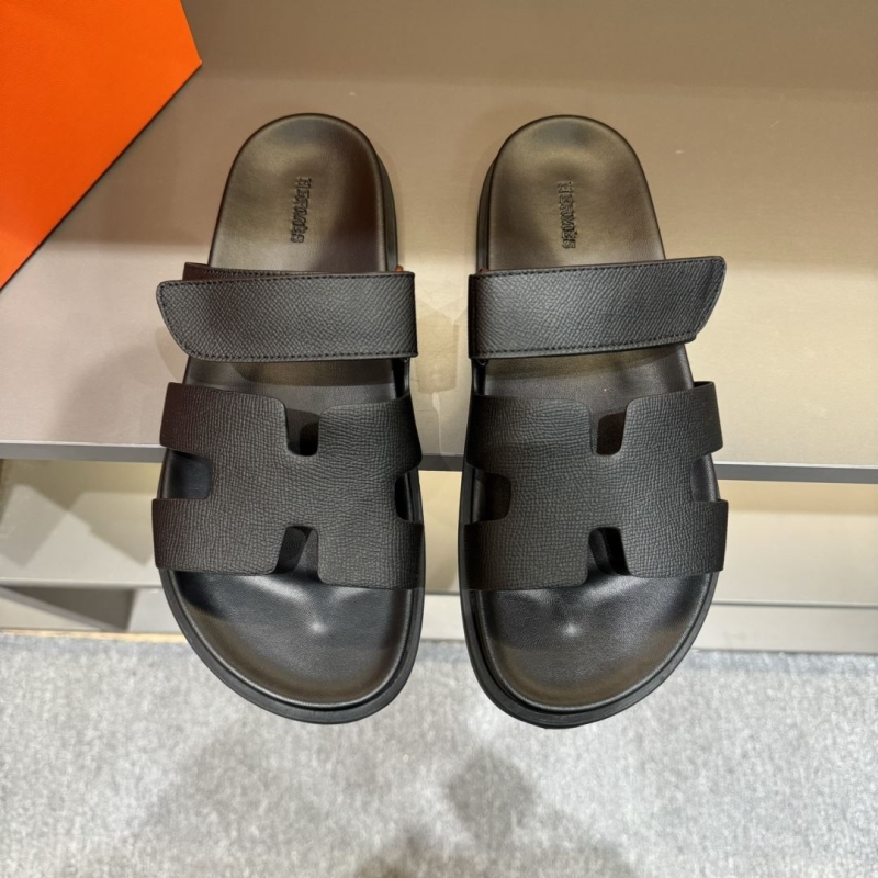 H**mes slippers
